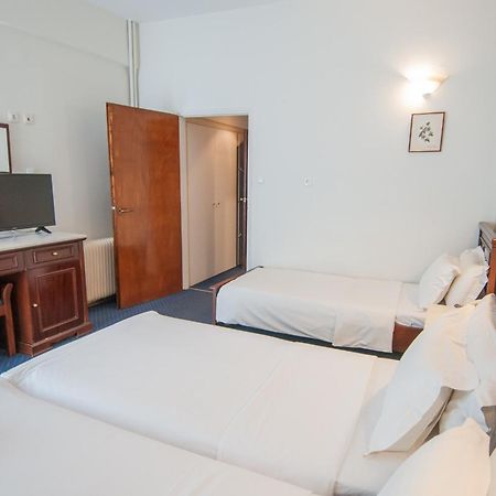 לריסה Hotel Elena מראה חיצוני תמונה